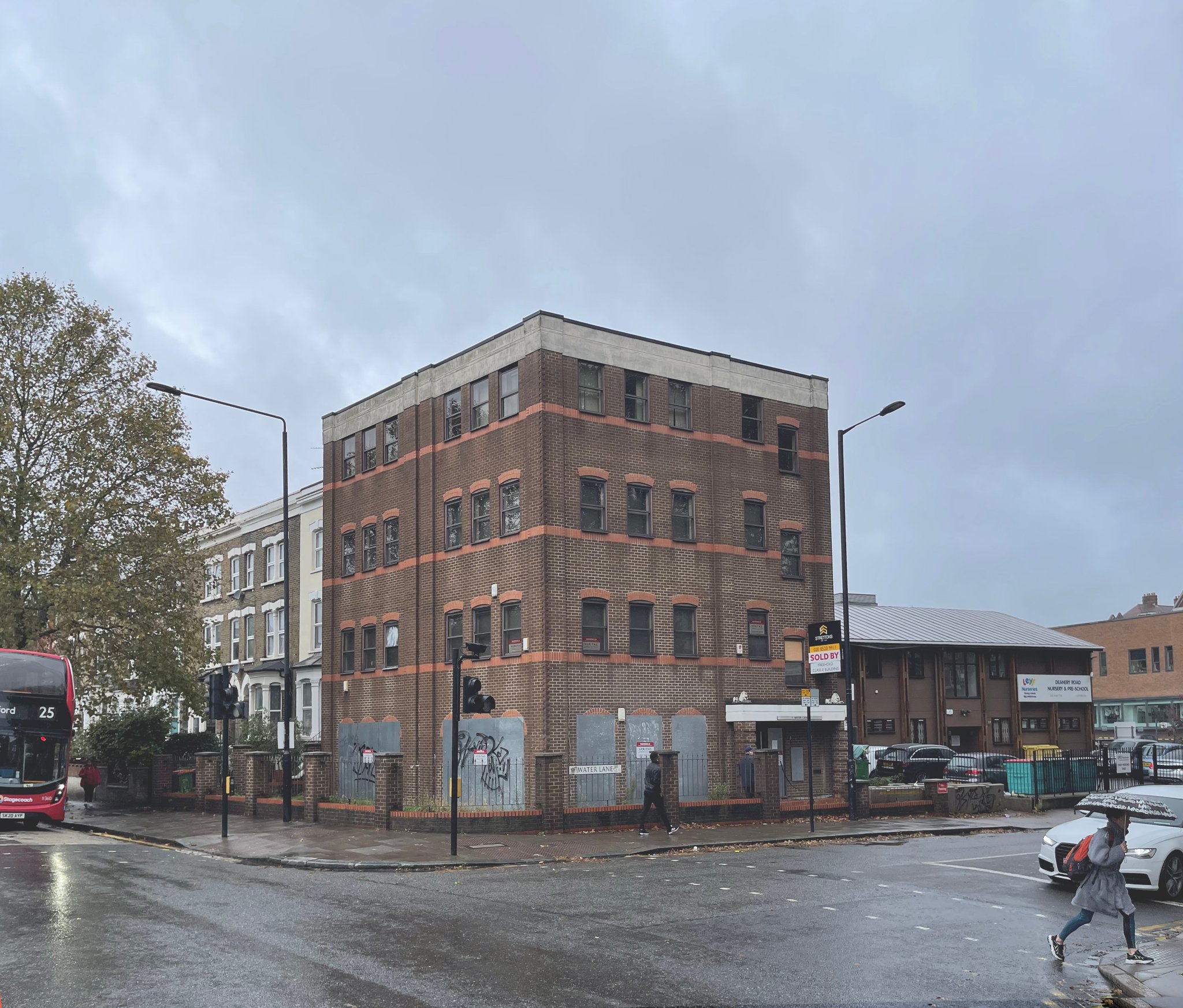 The Hub, Water Lane — image 3